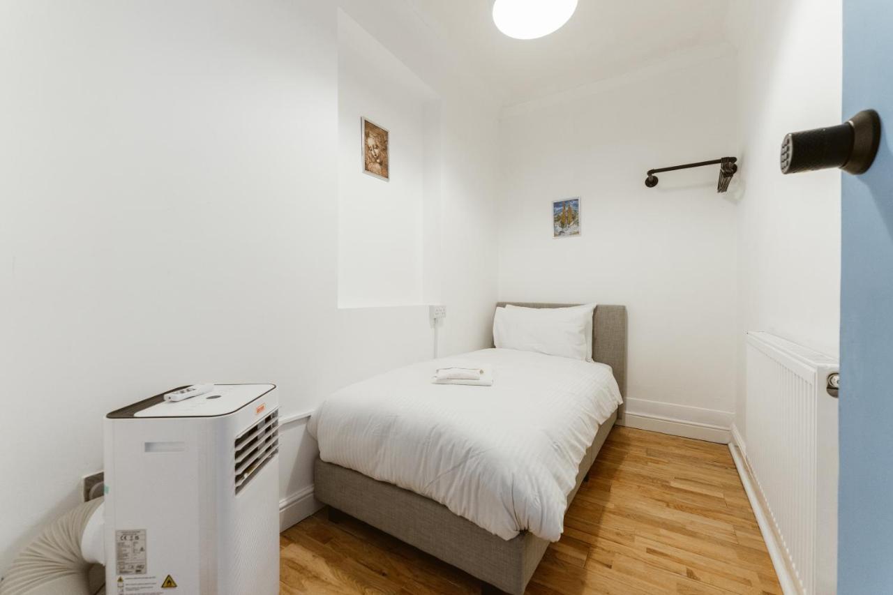 Great Rooms In Stepney Green Station - 12 ลอนดอน ภายนอก รูปภาพ